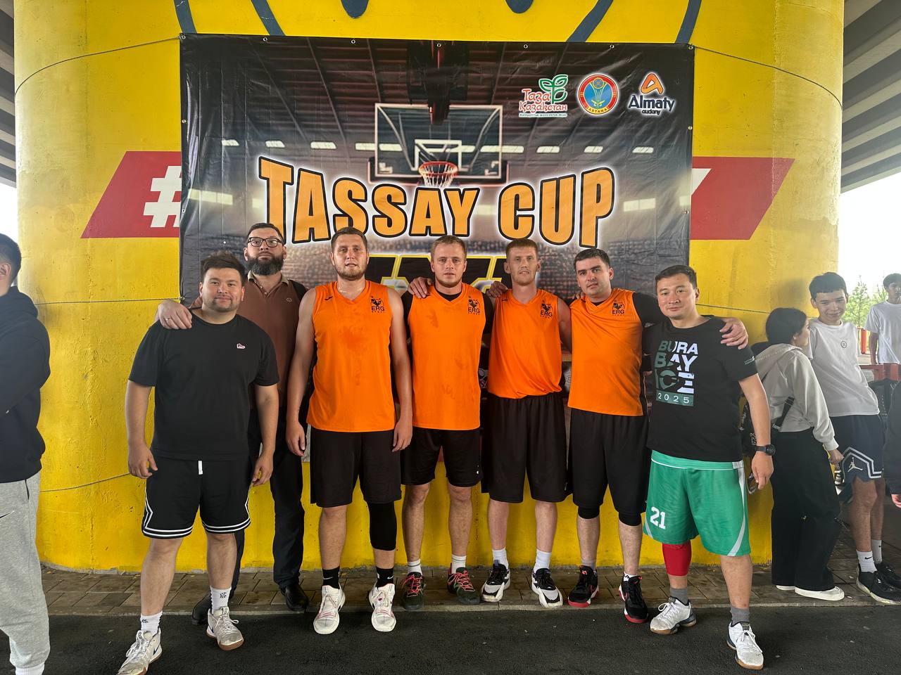 Команда на турнире Tassay Cup